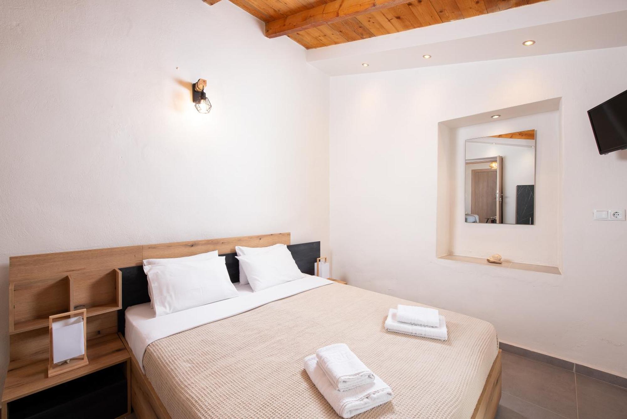 Kentrikon Rooms III & Mint House Лименария Екстериор снимка