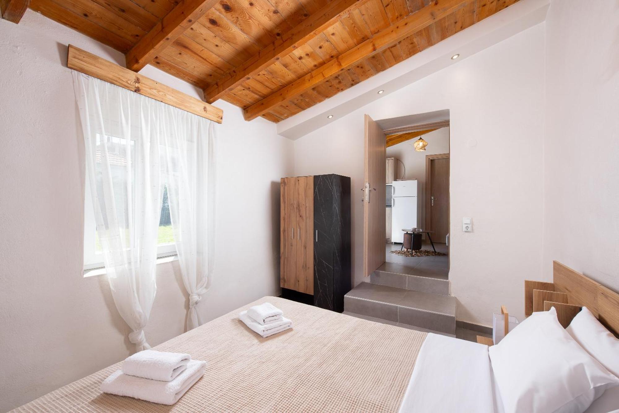 Kentrikon Rooms III & Mint House Лименария Екстериор снимка