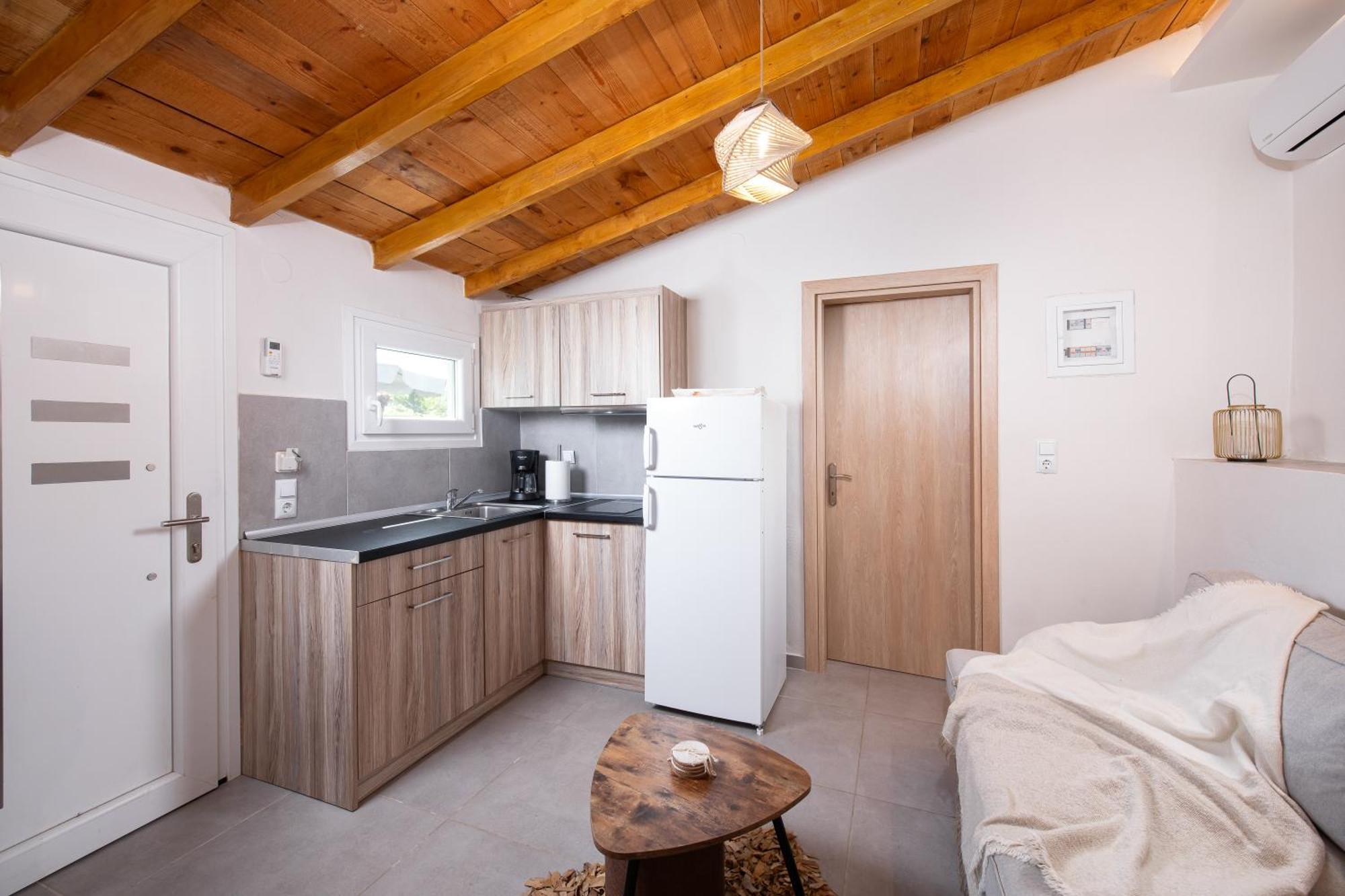 Kentrikon Rooms III & Mint House Лименария Екстериор снимка
